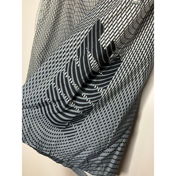 Nike Men's 2XL Swim Trunks Unlined Shorts Gray - Picture 2 of 10